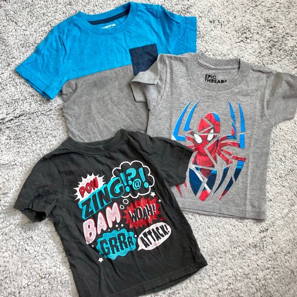 Epic Threads Other - Superheros Shirt Bundle